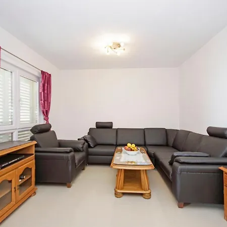 公寓 Cezar 马卡尔斯卡