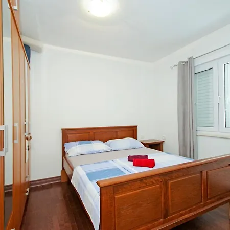 Cezar 公寓 马卡尔斯卡