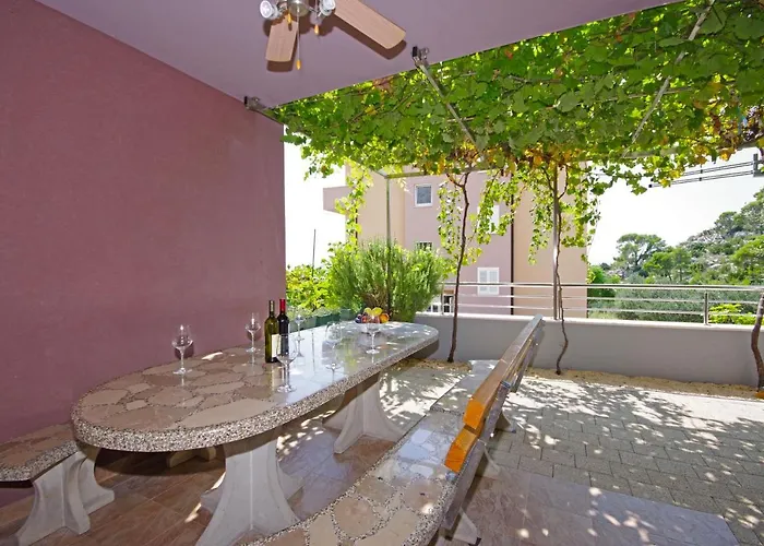 Apartment Cezar Makarska